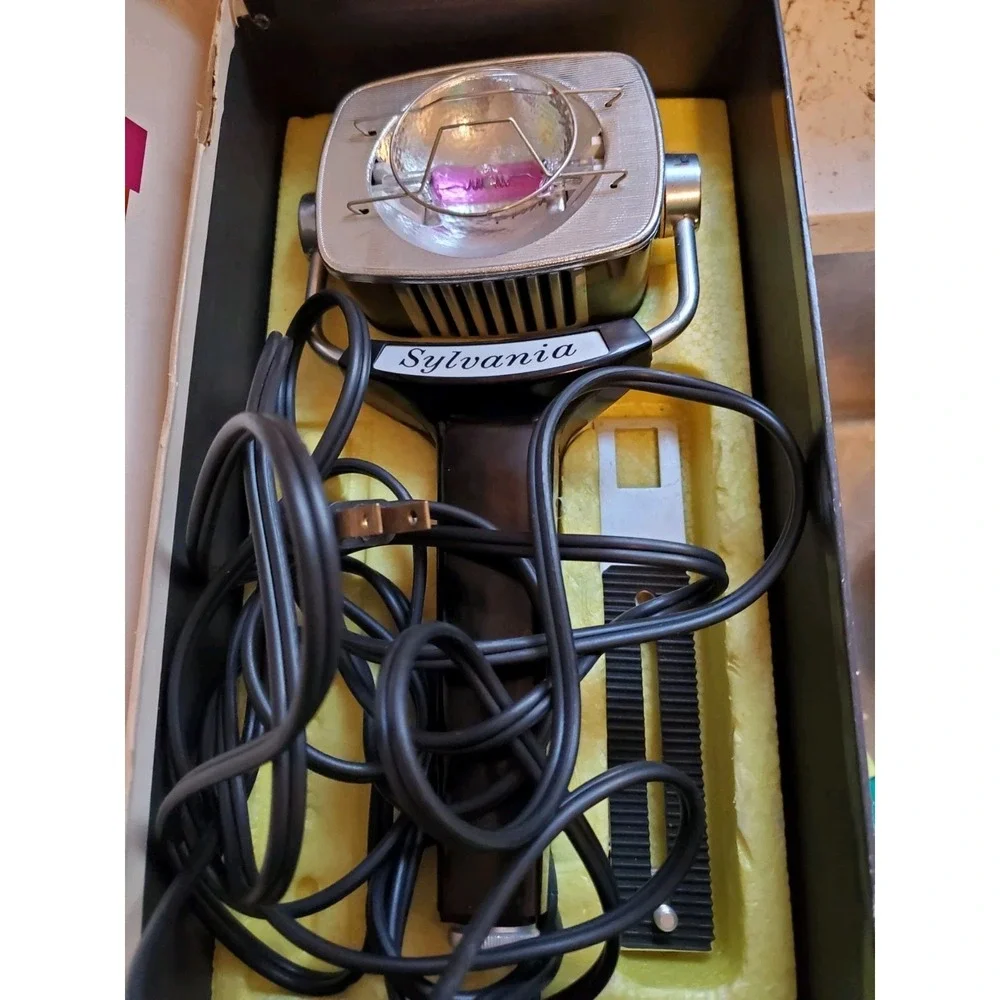 Vintage 1960's Sylvania Sun Gun Movie Camera Light SG-50 Complete Working